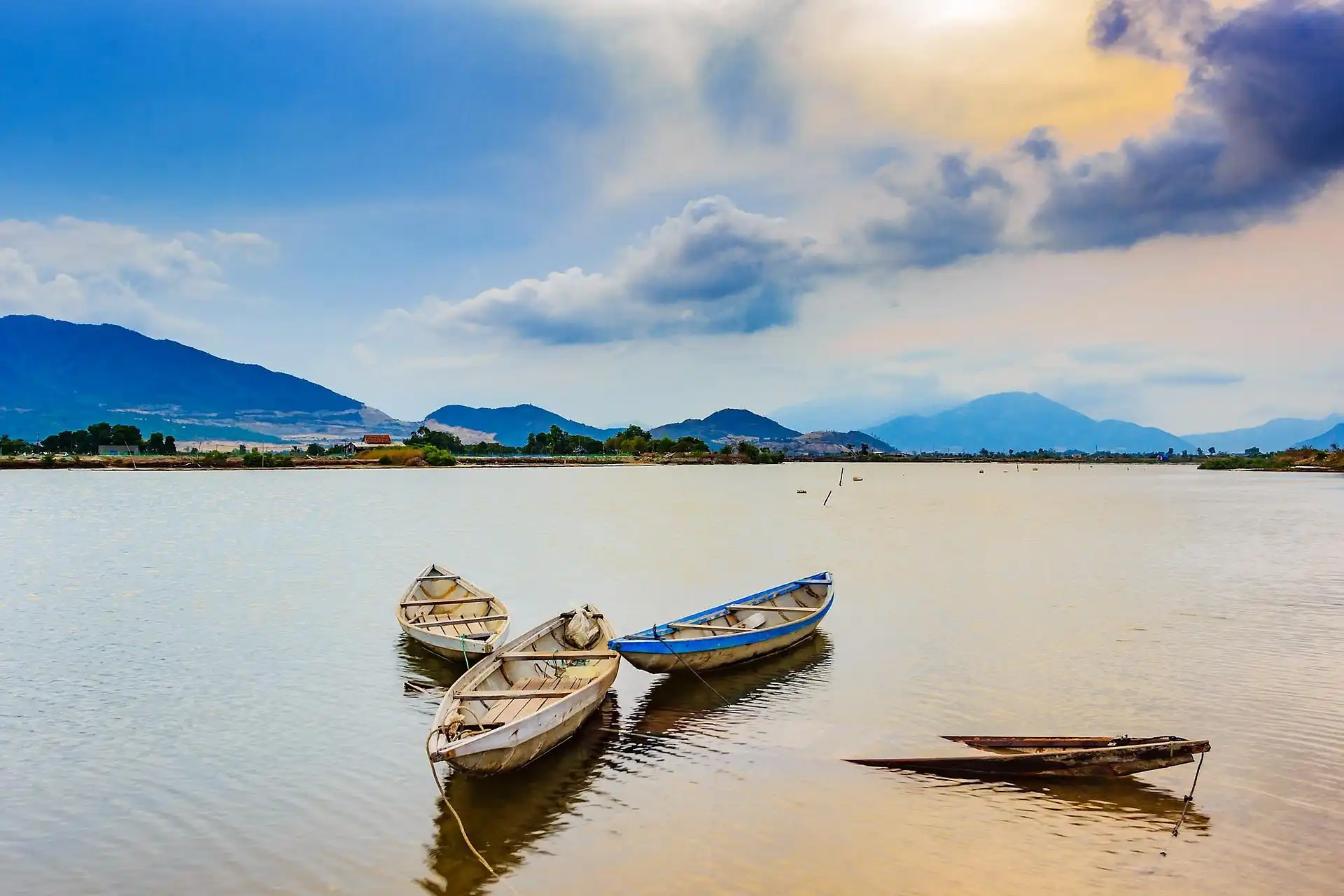 Các Tông Phái Đạo Phật (pdf)