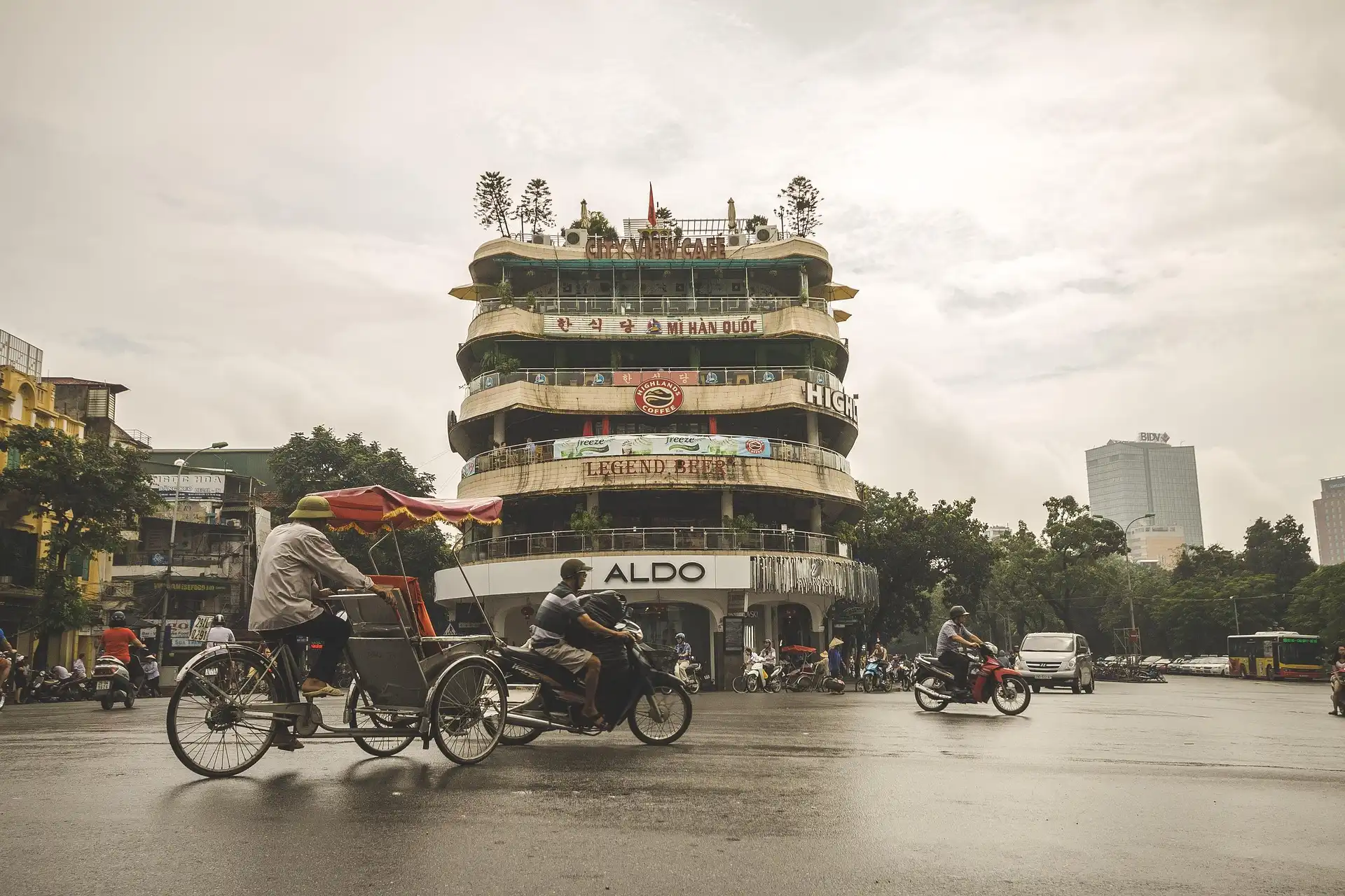 Chuyện Ngỡ Hoang Đường Nhưng Có Thật (Audio)